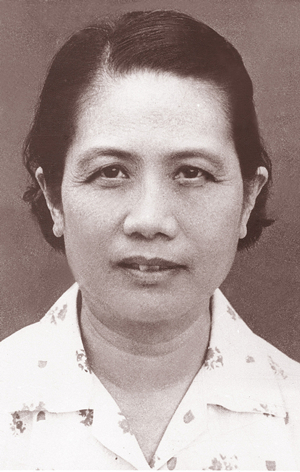 “”
